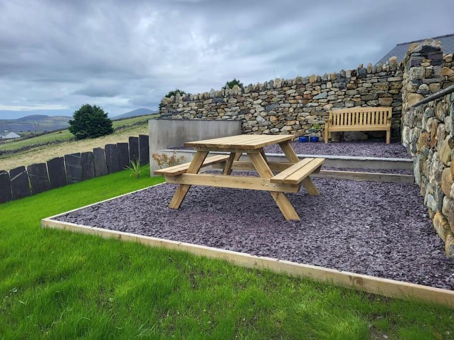 Amazing Coastal & Sunset Views In Eryri Villa Llanllyfni Eksteriør billede