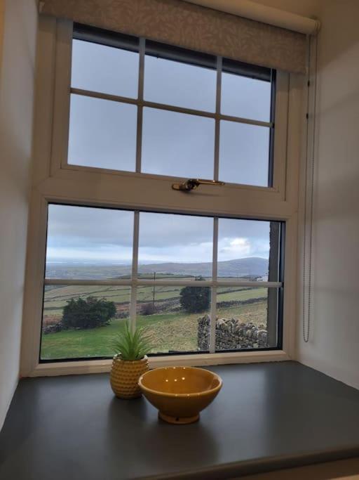 Amazing Coastal & Sunset Views In Eryri Villa Llanllyfni Eksteriør billede