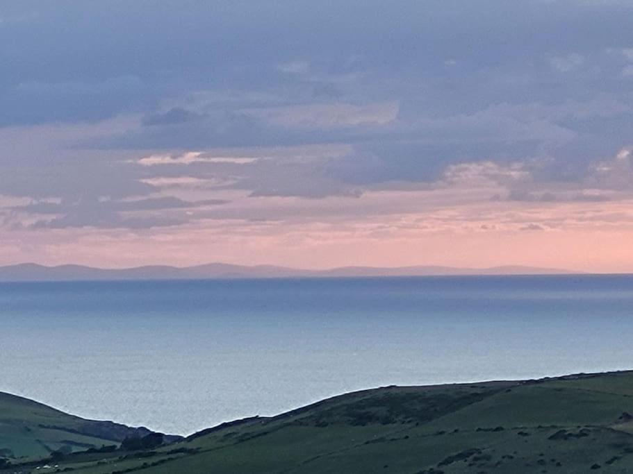 Amazing Coastal & Sunset Views In Eryri Villa Llanllyfni Eksteriør billede